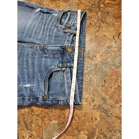 Kut From The Kloth Women’s JuniorsDenim Low Rise Shorts Sz 4 Raw Hem (A20) - Picture 6 of 8
